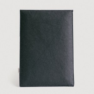 Custodia per laptop sostenibile, custodia per laptop personalizzata, custodia per laptop nera, custodia per laptop ecologica, carta lavabile, regalo personalizzato