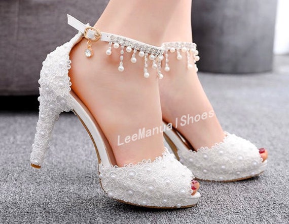 bridal pearl shoes