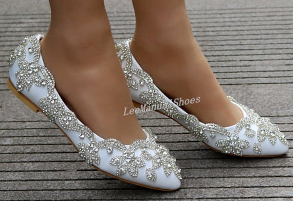 bridal pumps white
