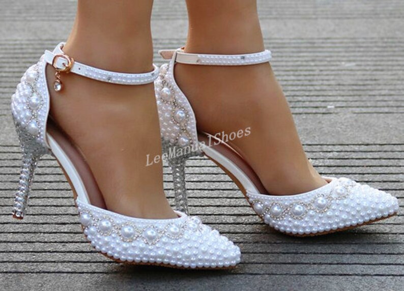 manolo blahnik wedding heels