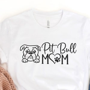 Pit Bull Mom Crewneck T-Shirt, Dog Mom Shirt, Gift for Dog Lover