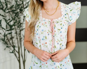 Cottagecore Floral Print Blouse: Lace Ribbon Square Neck Top