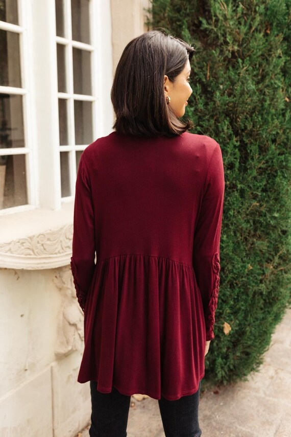 Little Bit of Lace Cardigan in Burgundy 