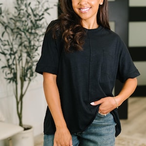 Relaxed Basic Cotton Tee in Black