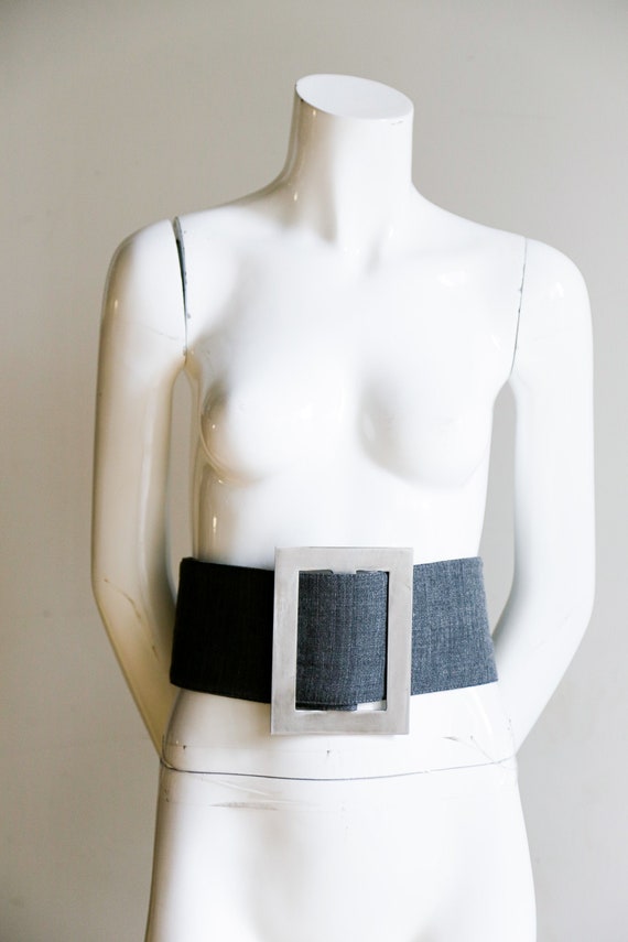 Oversized Rectangular Buckle Grey Fabric Belt | Gr