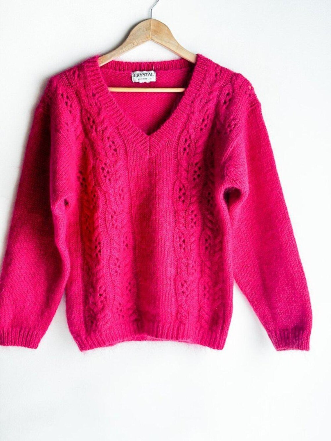 Vintage Mohair Wool Hot Pink Magenta V neck Sweater S, photo 1 of 5