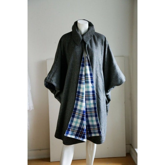 Vintage reversible Plaid Wool Cape M/L - image 7