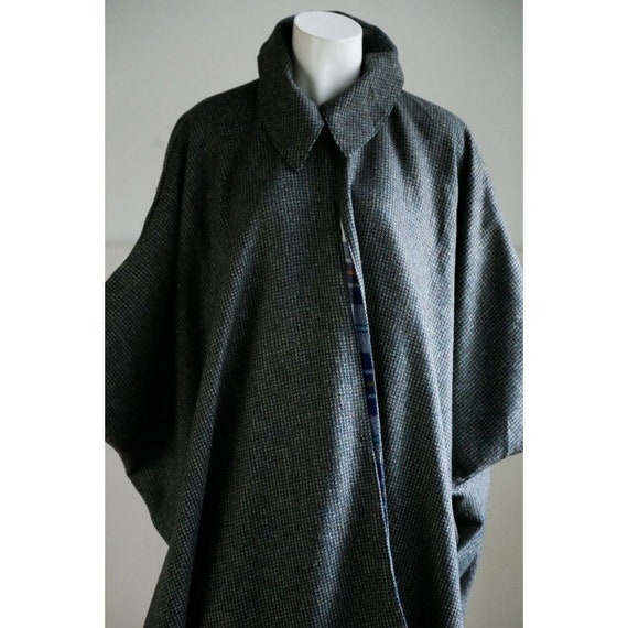 Vintage reversible Plaid Wool Cape M/L - image 6