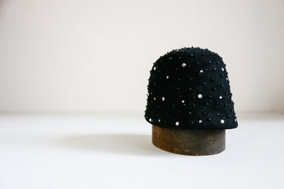 Black Felt Wool  Beaded Cloche Hat  | Beaded Rhin… - image 9