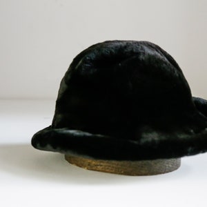 60s Black Sheared Beaver Ladies Fur Fedora Hat | Sheared Beaver Black Winter Fedora | Chic Winter Fur Hat | Vintage  Black Beaver Hat |