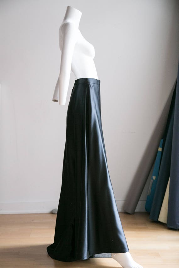 Vintage 90s Tadashi Shoji Sleek Classic Black Sat… - image 4