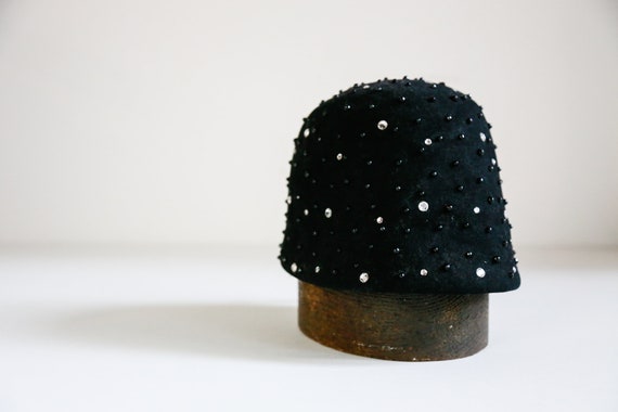 Black Felt Wool  Beaded Cloche Hat  | Beaded Rhin… - image 8