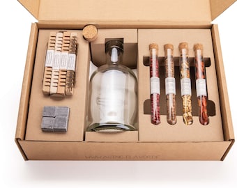 Coffret cadeau à whisky d'AGING & FLAVOUR - transformez le whisky en votre création personnelle en seulement 24 heures, comme dans un tonneau en bois