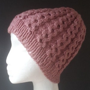 Annabella Toque (Knitting Pattern)