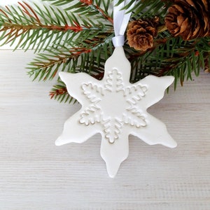 Snowflake Table Décor, Snowflake Ornament Set, White Christmas Decorations  for the Home, Farmhouse Christmas, Small Gift Idea, Xmas Present 