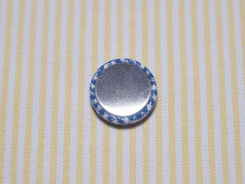 Metal Shanks, Metal Flatbacks 20mm 6 Blue with Vivid Flowers Fabric Covered Buttons