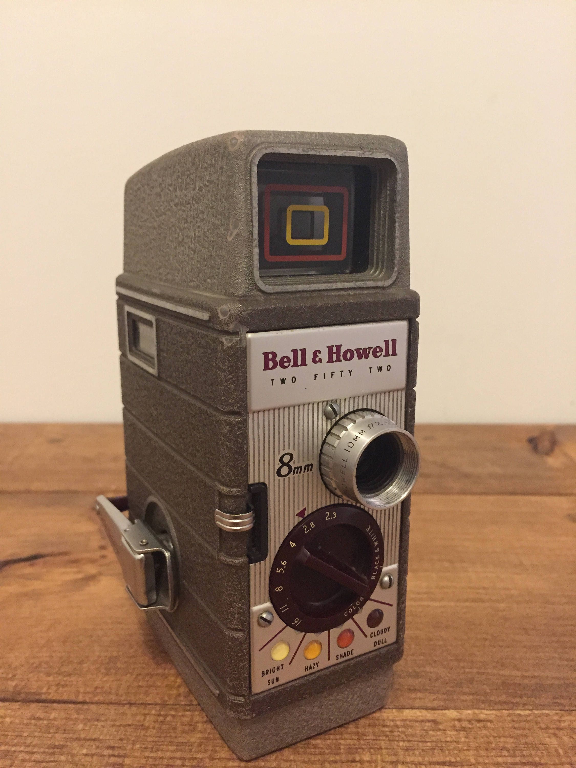 Vintage Bell & Howell 252 Two Fifty Two 8mm Movie Camera gift Etsy
