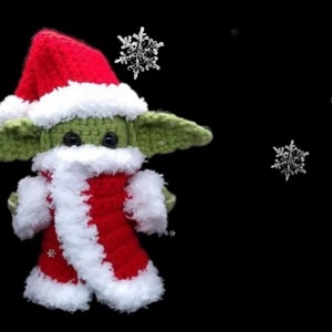 Grünes Alien Kind Amigurumi Häkelanleitung - Weihnachtsmann mit abnehmbaren Outfit