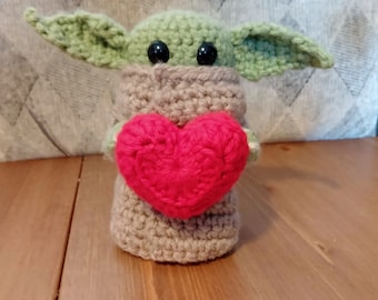 Baby Green Alien Valentine Pattern