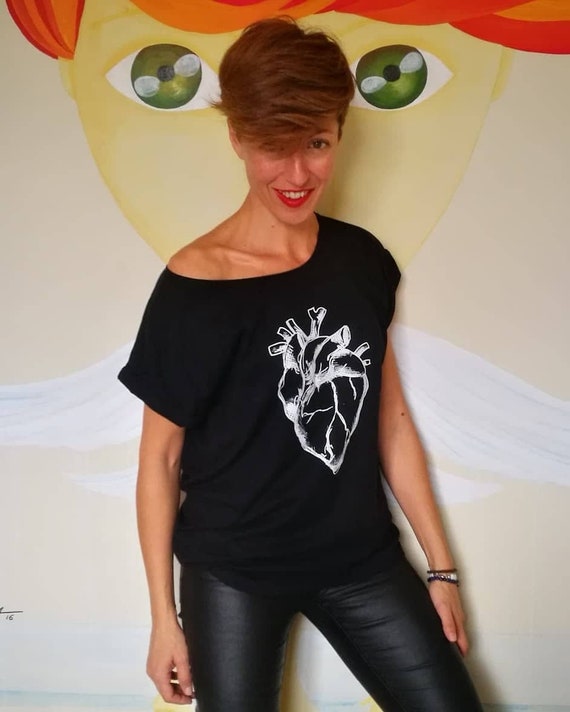 Unisex Organic Black T-Shirt with Anatomical Heart Print - Original Urban Fashion