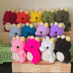 ¡Hecho a pedido! Dragón de ganchillo de fantasía mítica kawaii, adorable peluche amigurumi, regalo para ella, para él, hecho a mano.
