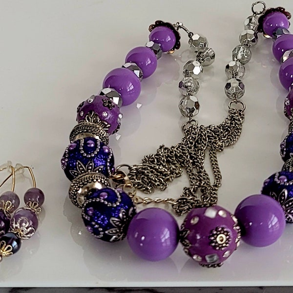 Beaded necklace, Dangle earrings and beaded bracelet made with Purple and Lavender Semi-precious stones Handmade (SKU #UV3P20247000)