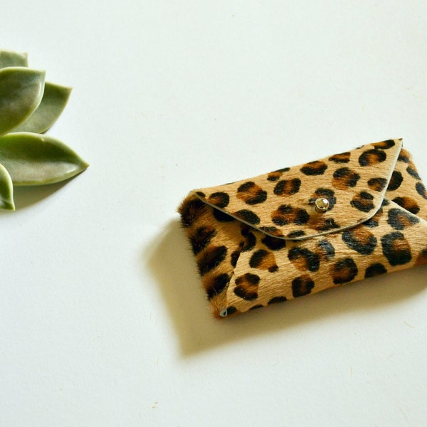 Porte-cartes en cuir poilu avec imprimé animal / Étui à cartes en cuir personnalisé avec imprimé léopard / Étui à cartes de visite en cuir poilu