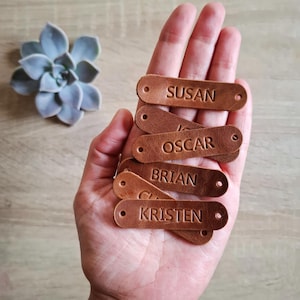Gepersonaliseerd leren label met afgeronde hoeken / Aangepast leren label / Aangepast leren naamplaatje / Naam cadeau cadeau / Echt leer