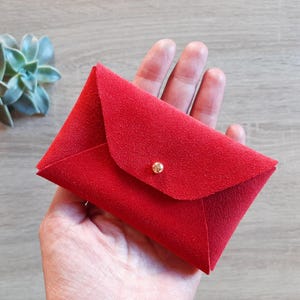 Porte-cartes en cuir suédé rouge / Porte-cartes enveloppe rouge personnalisé / Porte-cartes de visite en cuir rouge / Cuir véritable / Cadeau de Noël