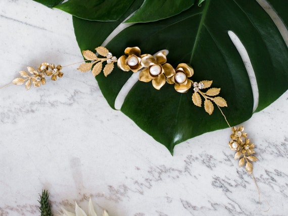 CARA Gold Floral Bridal Belt With Pearls and Crystals  display picture 1