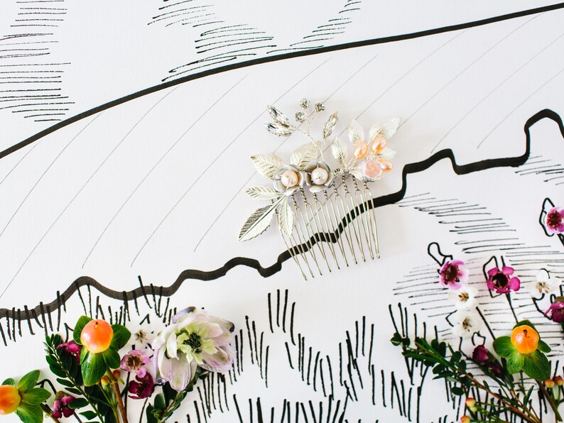 Sample sale BUTTERCUP bohemian delicate bridal comb blush Etsy