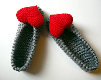 Red Heart Women's Slippers, Knitted Slippers, Valentine Gift, Chunky Knitted Shoes, Stuffed Heart Decoration, Heart Accessories, Ballet Flat