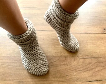 【関税&送料込】Jil Sander Beige Crochet Slippers Beige Wool Crochet Slipper Boots for Women, Sweater Boots