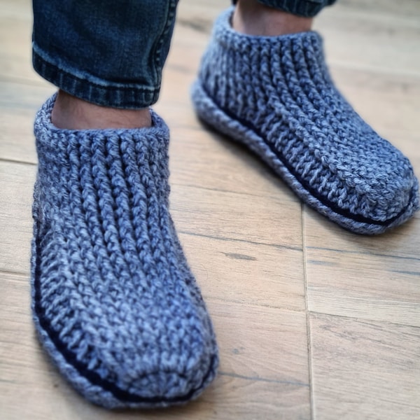 Crochet slippers for men, Crochet wool slippers, Handmade House Shoes, Men Slippers, Crochet men boots, Gift Ideas, UnaCreations