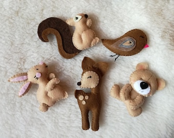 Forest animals bear squirrel bird rabbit deer felt ornaments animal decorations for bedroom