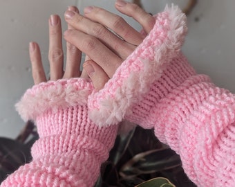 Knitted arm warmers, sleeves, Y2K, pastel aesthetic, faux fur