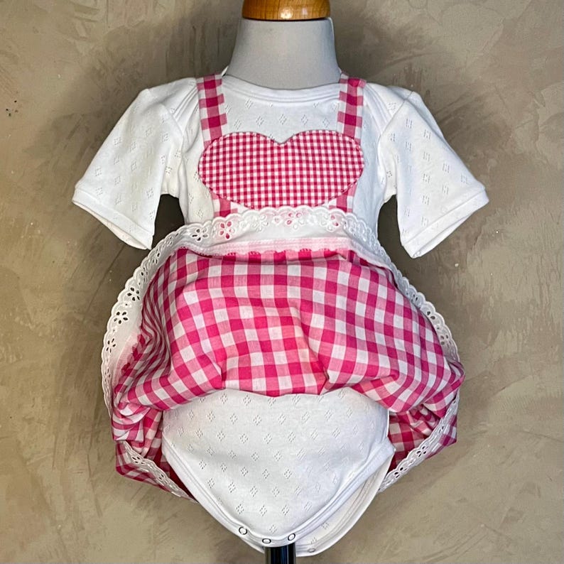 First dirndl for babies, babybody in garbstyle image 6