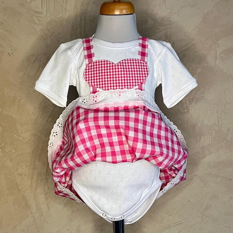 First dirndl for babies, babybody in garbstyle image 4