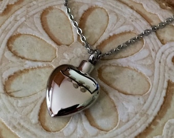 Stainless Steel Heart Cremation Pendant Necklace | Ashes Urn Jewelry