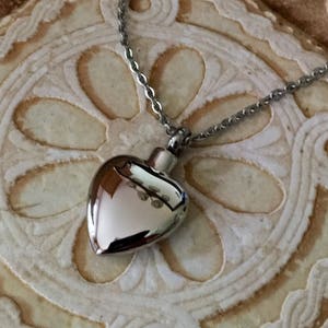 Polished Silver Stainless Steel Heart Cremation Pendant Ashes Necklace |  Cremation Jewelry | Urn Jewelry | Necklace For Ashes  8408