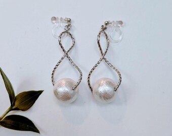 Cotton Pearl (12mm)Silver Twisted Wire Drop Earrings / Invisible clip on / Ear Wire / Silicone Ear Wire(allergy free) / Clip on / Gift