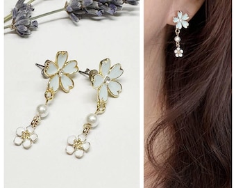 Blue Flower & Cotton Pearl (4mm) Stud Earrings / Cotton Pearl Earrings / Gift