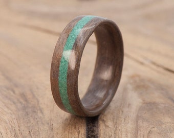 Walnut Bentwood Ring with Malachite inlay