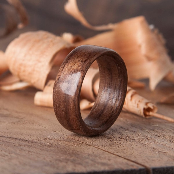 Walnoot gebogen houten ring