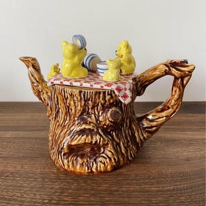 Vintage Teddy Bears Picnic Teapot - Made in England by Sunshine Ceramics - Cute Figural Bear Teapot - English Cottage Novelty Teapot