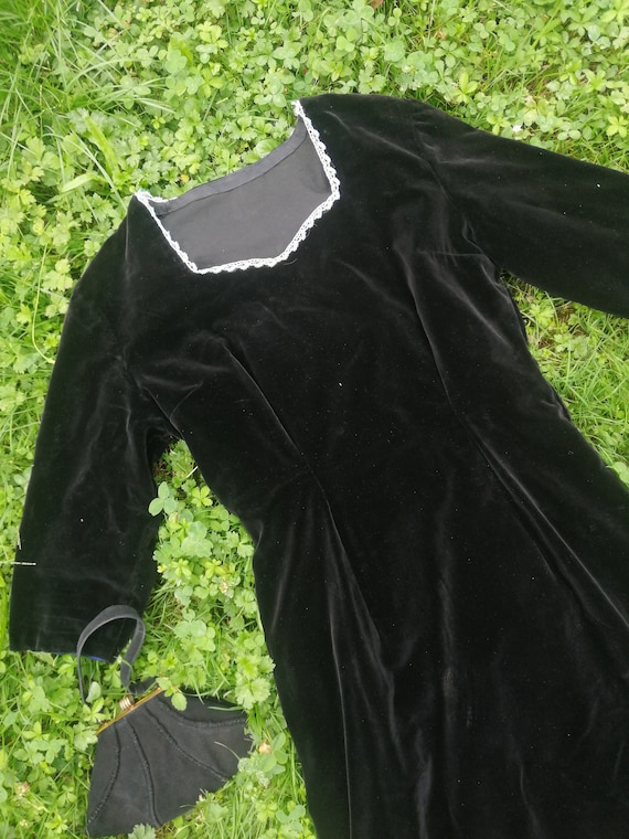 Vintage 30s 40s velvet dress beaded artdeco