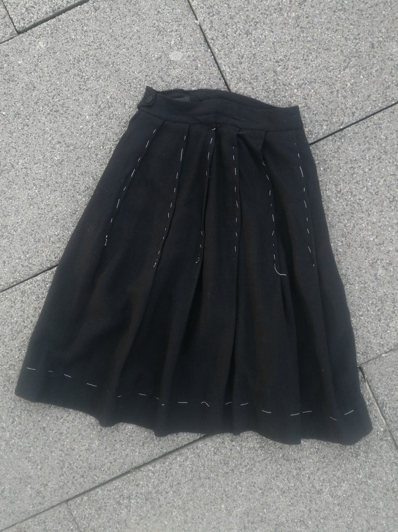Vintage 40s 1940s skirt black unused