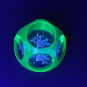 NEW LISTING Lovely Webb Corbett Uranium Green Glass Faceted Desk Paperweight with Floral Etched Design