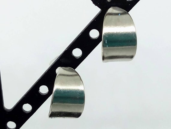 1cm 1980s earrings, minimalist hoop earrings, 1980