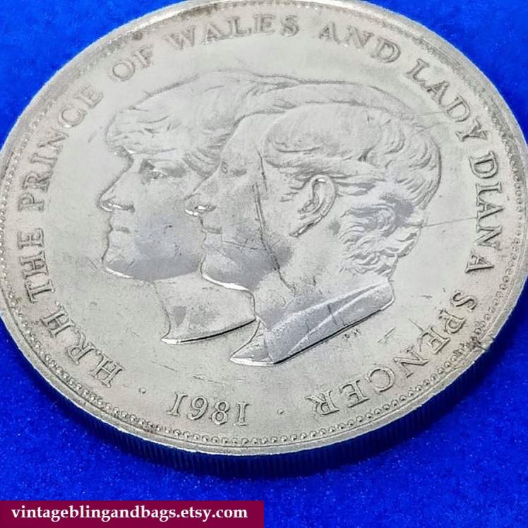 1981年 ウェールズの王子とダイアナ妃 記念硬貨 ロイヤルミントケース